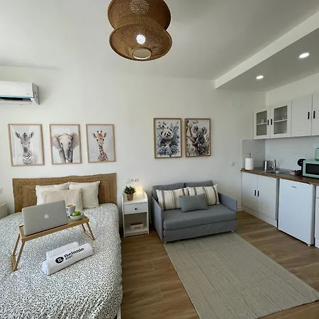 Center Topviews By Belonio *