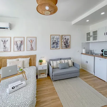 Center Topviews By Belonio アパート